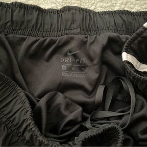 Nike Dri-Fit XL Black & White NWOT